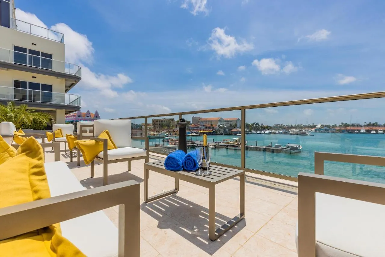 Lägenhet Because Location Really Is Everything! Oranjestad
